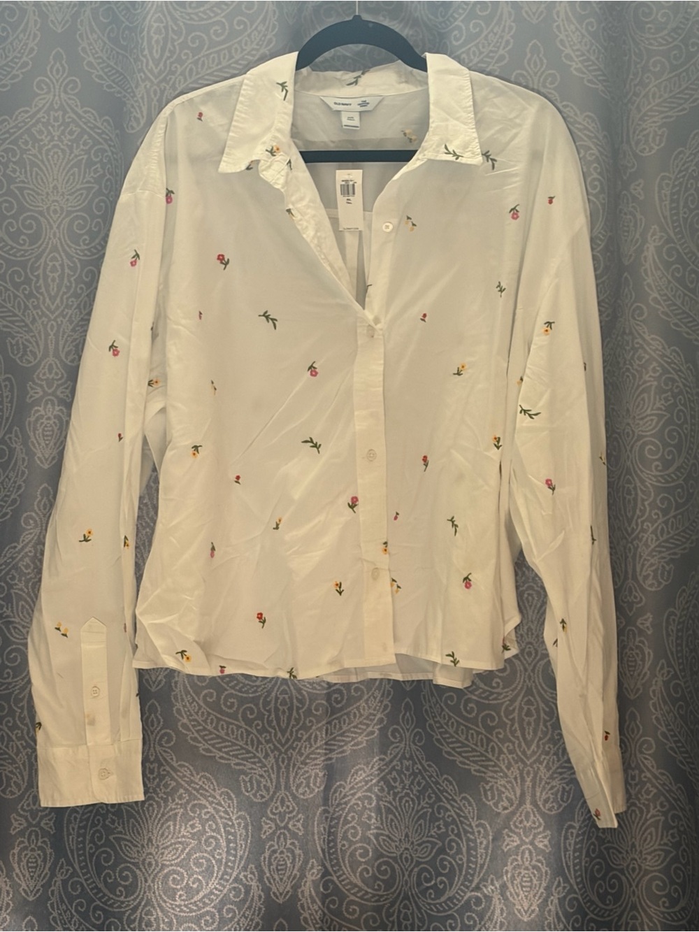 Old Navy White Button-Down Shirt with Small Floral Embroidery XXL Tall